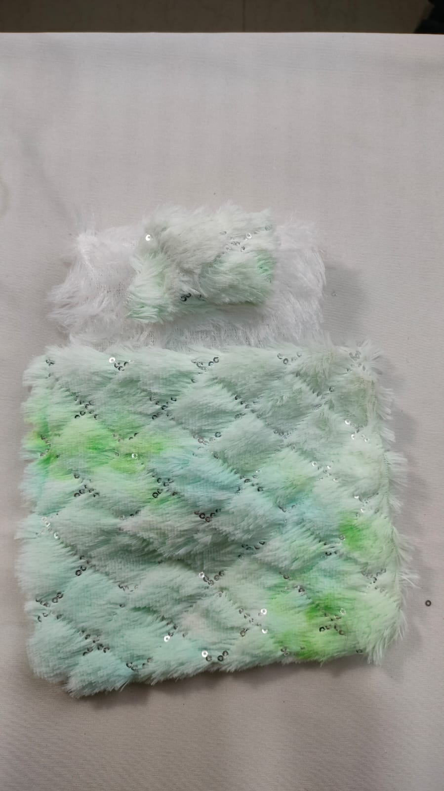Laddu Gopal Winter special Chamki Bedset with Cushion (size 0, 1, 2, 3)