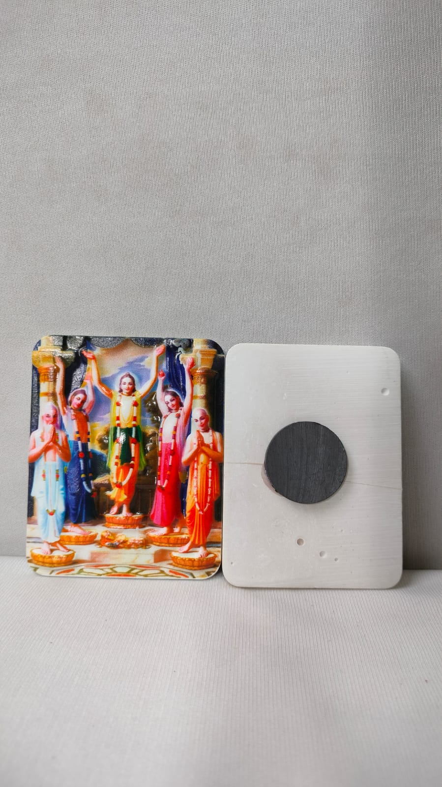 Panchatattav ceramic magnet