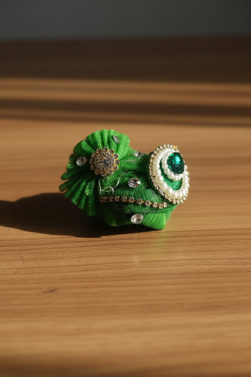 Mukut (Size 2)